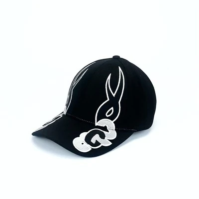 Ves črni baseball klobuk